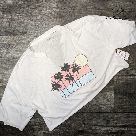 Flirtitude Juniors Cropped Short Sleeve Top Size S - Picture 1 of 2